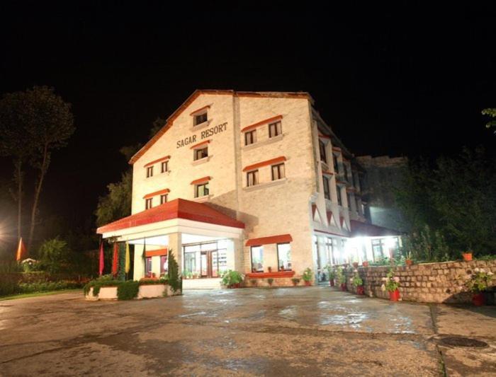 Sagar Resort Manāli Buitenkant foto
